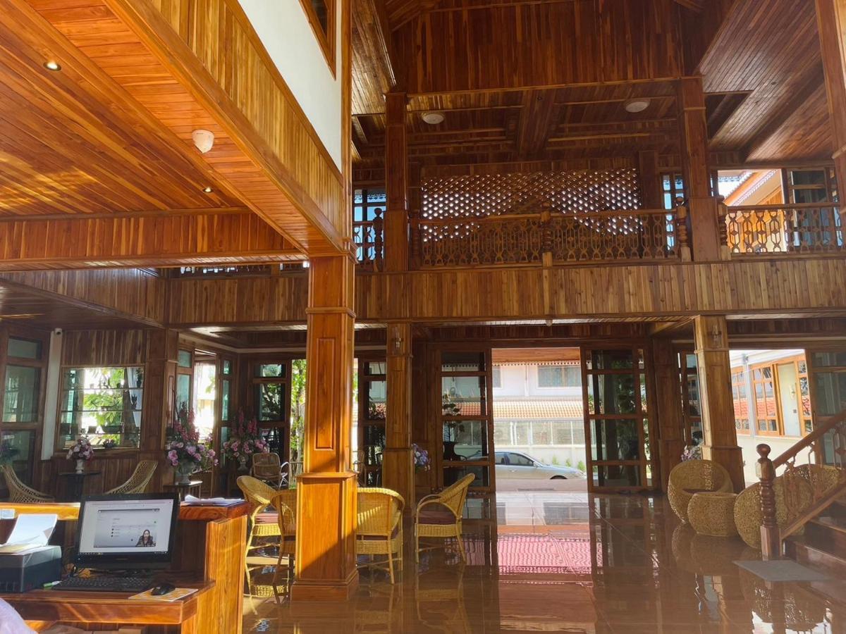 Kum-Chan House Hotel Nan Exterior photo